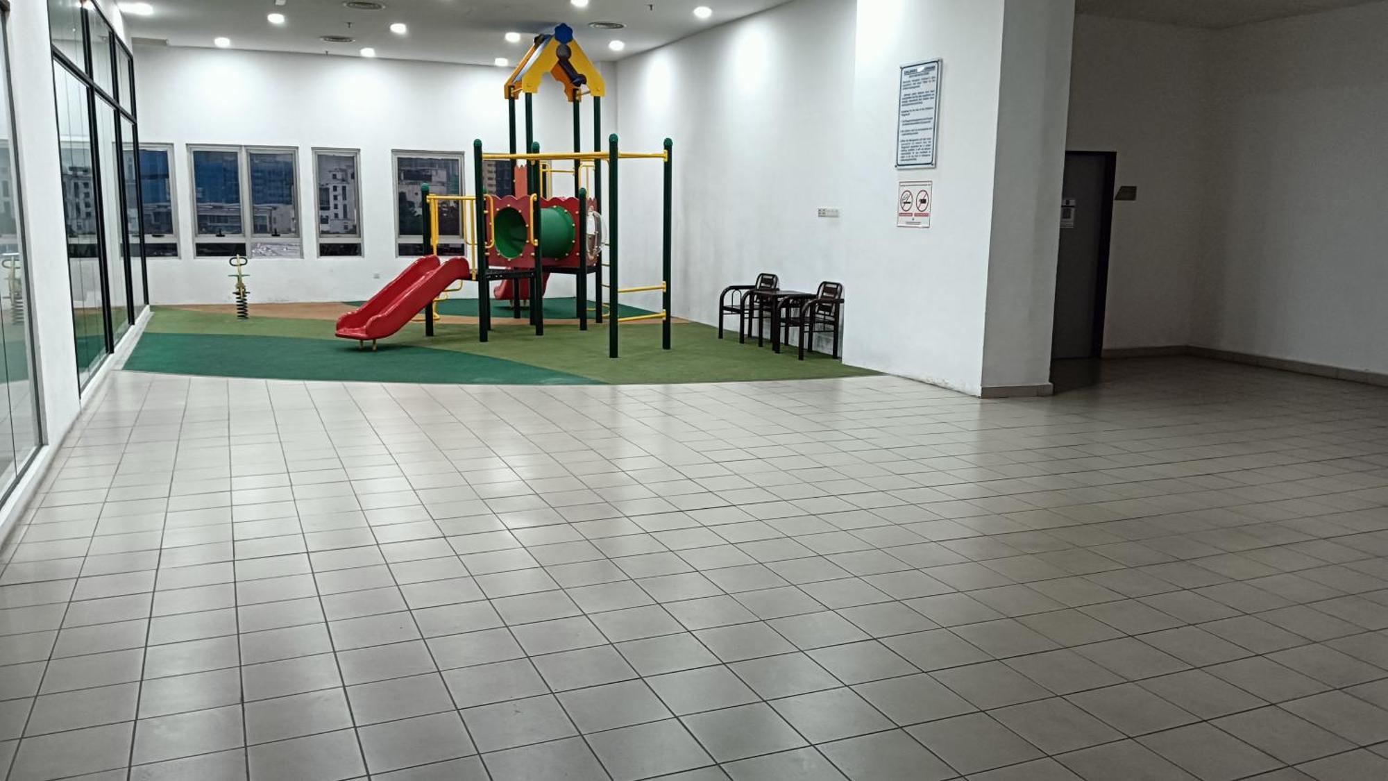 One Maxim Residence At Taragon Kuala Lumpur Buitenkant foto