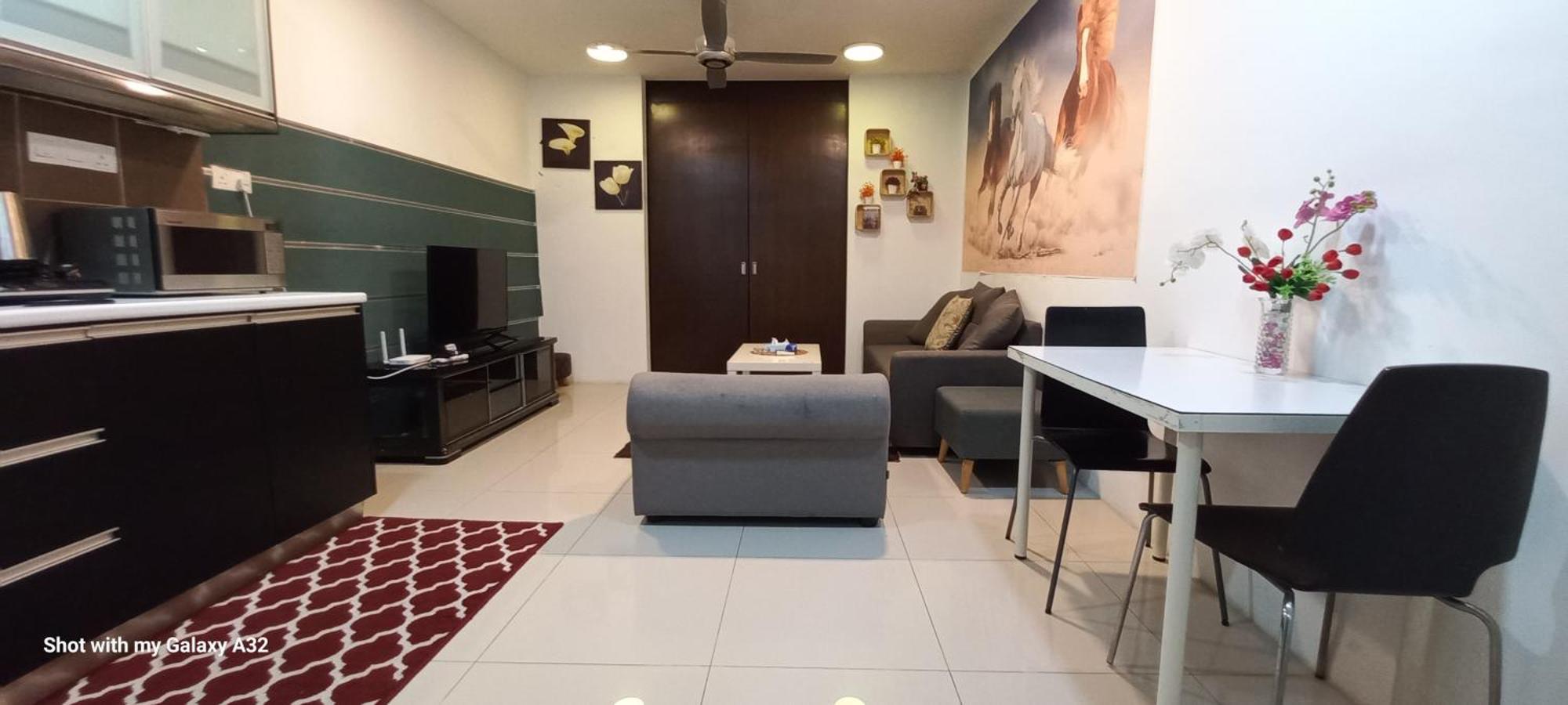 One Maxim Residence At Taragon Kuala Lumpur Buitenkant foto